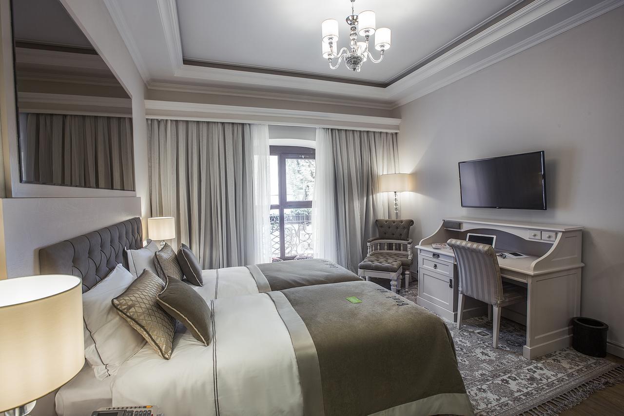Boutique 19 Hotel Baku Exteriör bild Deluxe room