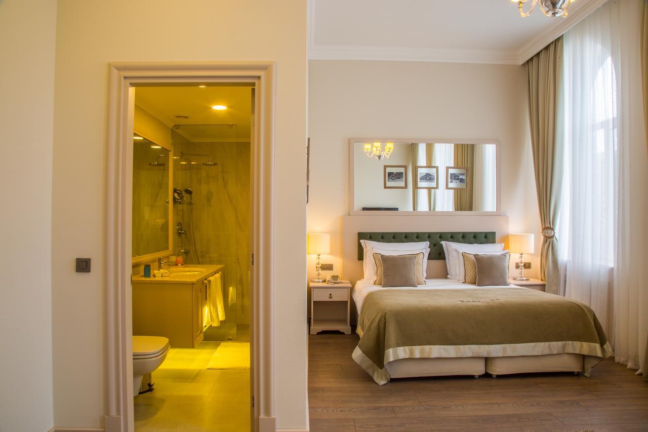 Boutique 19 Hotel Baku Exteriör bild A room at the hotel